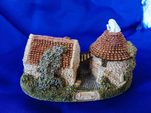 Miniature House - Lilliput Lane Preston Mill #