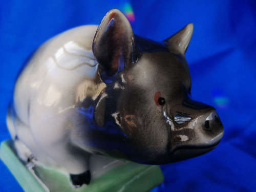 Rye Pottery Black and White Sow Pig Sitting