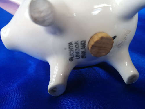 Plichta Pottery of London, pig figurine Pot Pouri