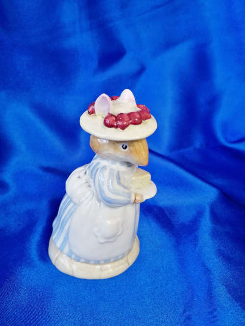 Royal Doulton Brambly Hedge Mrs Apple Mouse DBH13