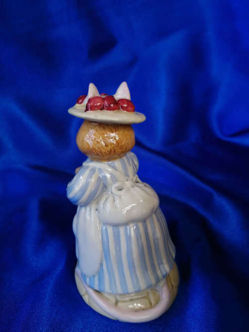 Royal Doulton Brambly Hedge Mrs Apple Mouse DBH13