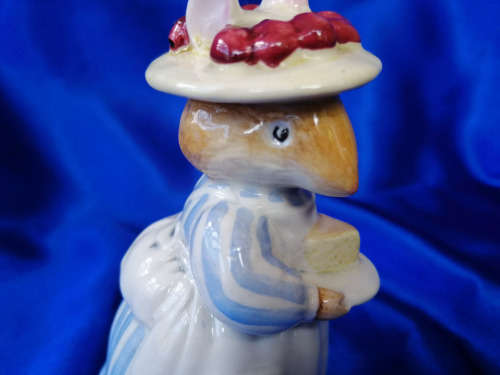 Royal Doulton Brambly Hedge Mrs Apple Mouse DBH13