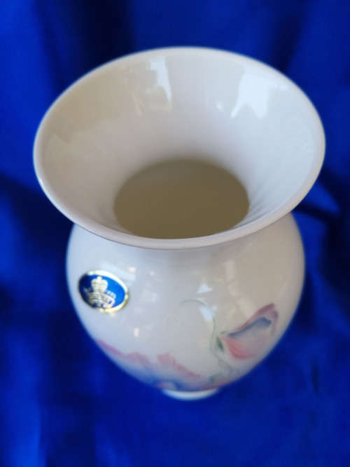 Large Aynsley Bone China Vase Little Sweetheart
