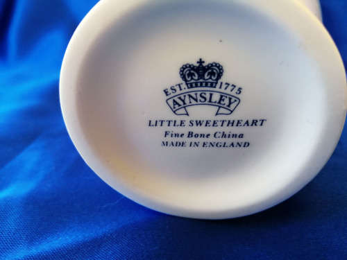 Large Aynsley Bone China Vase Little Sweetheart
