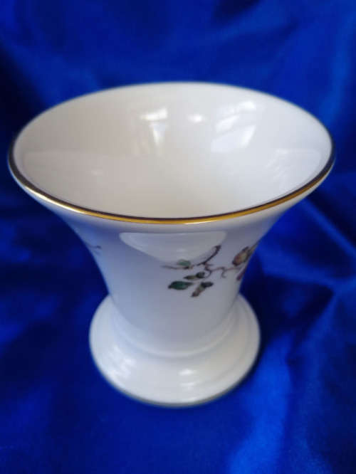 Wedgwood Swallow Vase  #