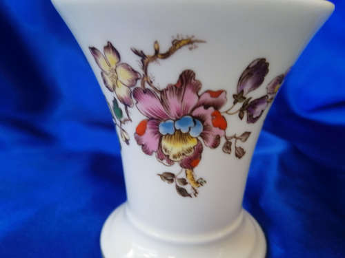 Wedgwood Swallow Vase  #