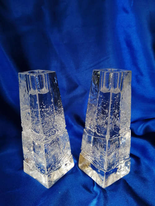 Dartington Crystal Art Glass Pyramid Paperweight Two Candle Holders *