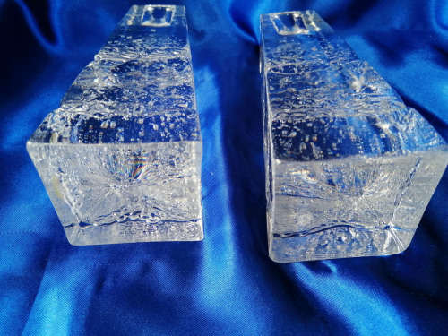 Dartington Crystal Art Glass Pyramid Paperweight Two Candle Holders *