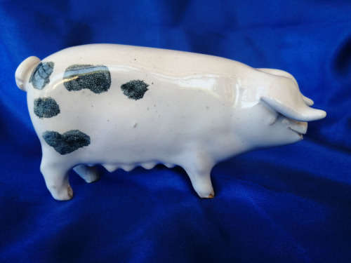 Vintage Pottery Pinky White Spotted Pig *