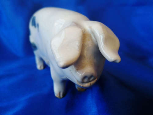 Vintage Pottery Pinky White Spotted Pig *