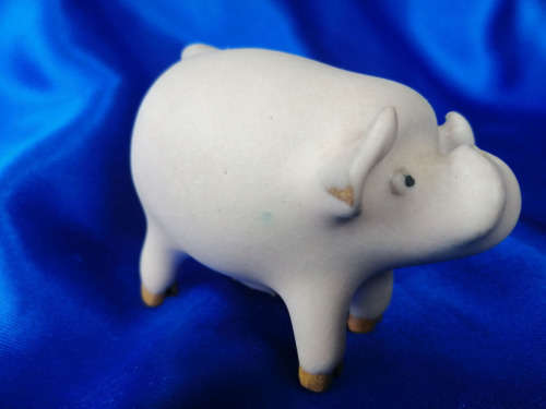 Sweet Pottery Pig Vintage *