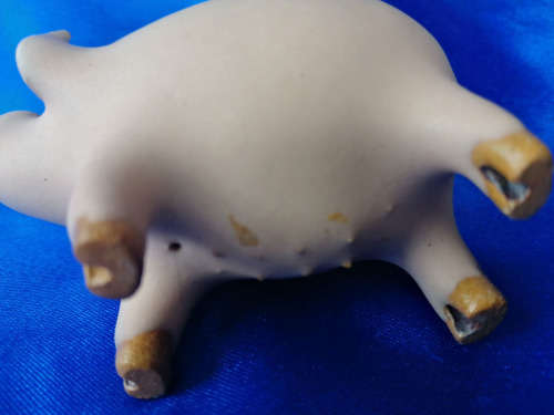 Sweet Pottery Pig Vintage *