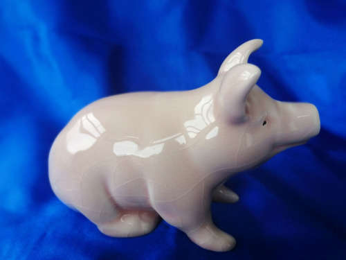 Vintage Sitting Cubby Pink Pig
