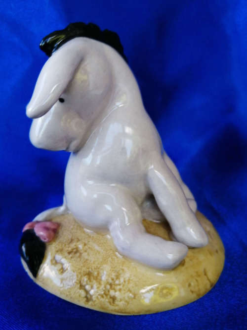 Winnie the Pooh by Royal Doulton - Disney " Eeyores Tail " *
