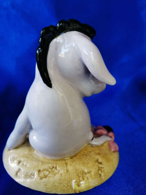 Winnie the Pooh by Royal Doulton - Disney " Eeyores Tail " *