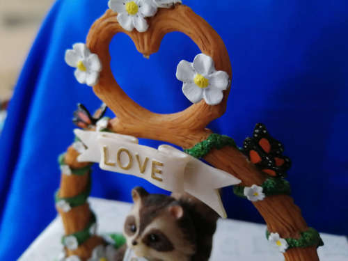 Fitz and Floyd Charming Tails ` The Alter of Love`