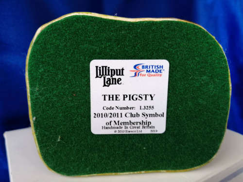 Miniature House - Lilliput Lane. The Pigsty. L3255 Collectors Club. #