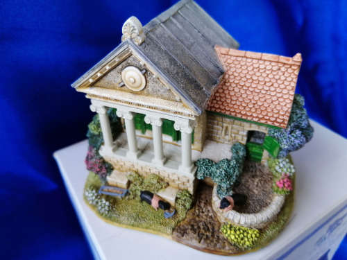 Miniature House - Lilliput Lane. The Pigsty. L3255 Collectors Club. #