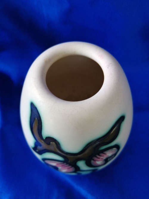 Vintage Signed Flora `Bianca` Gouda Holland Bud Posy Vase  #