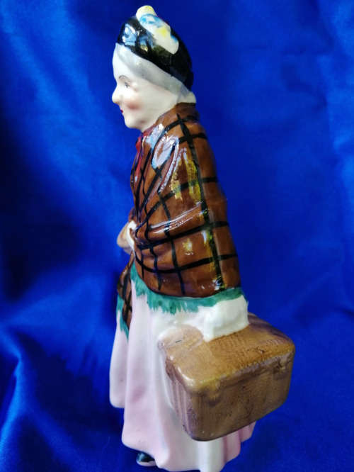 Vintage Porcelain Old Lady Figurine