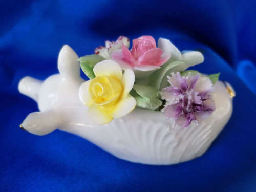 Royal Doulton Bone China Pig Flower Cluster Bouquet England Vintage Flower