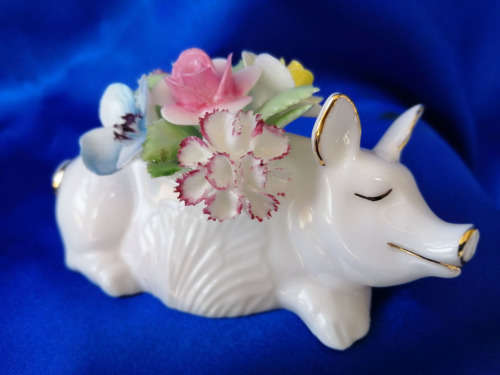 Royal Doulton Bone China Pig Flower Cluster Bouquet England Vintage Flower