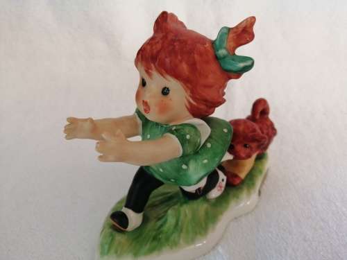 Goebel red head figurine E-E-E-ck NO BOX (girl running from dog)  #