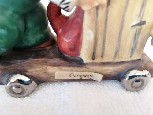Goebel red head figurine Boy with Dog, Gangway