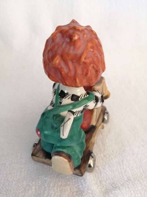 Goebel red head figurine Boy with Dog, Gangway