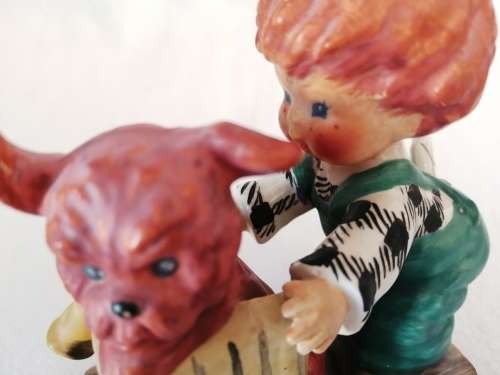 Goebel red head figurine Boy with Dog, Gangway