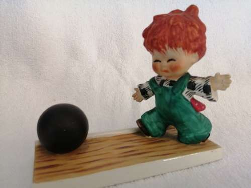 Goebel red head figurine Boy with Ball, Strike