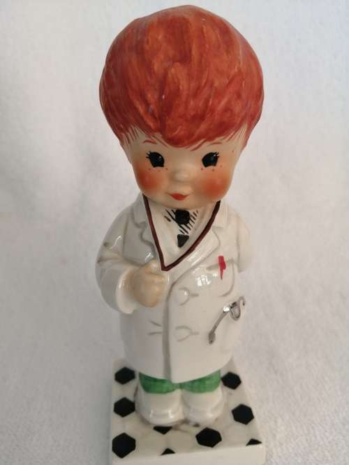 Goebel red head figurine Doctor, Trouble Shooter