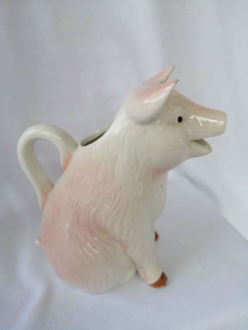 Leonardo Pink Pig Milk Jug