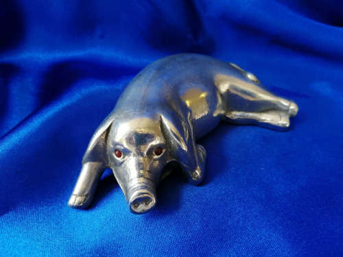 Rare Arthur Court Aluminium Pig Paperweight with Carnelian Eyes *