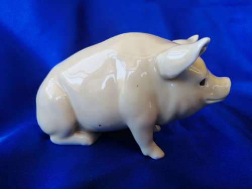 Old Cream Porcelain Sitting Pig  *