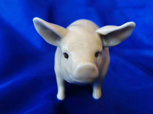 Old Cream Porcelain Sitting Pig  *