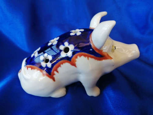 Chubby Sitting Pig Possi Holder *