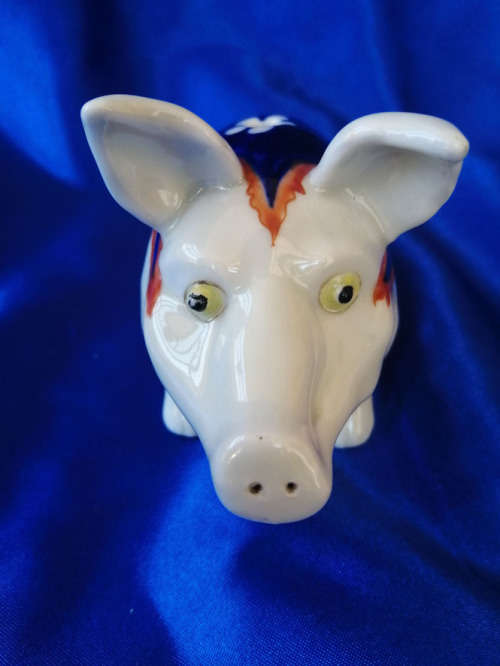 Chubby Sitting Pig Possi Holder *