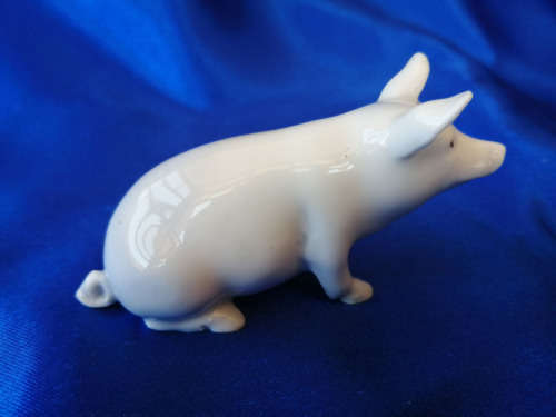 Vintage Porcelain Sitting Pig *