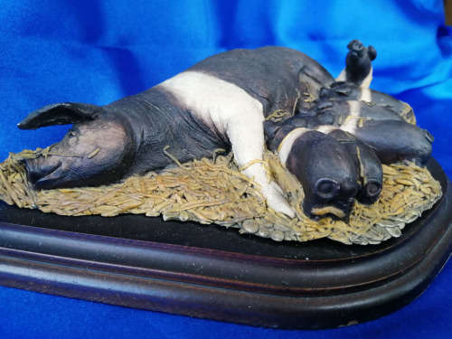 Country Artists Mother Pig and Piglets large Figure on wooden base *