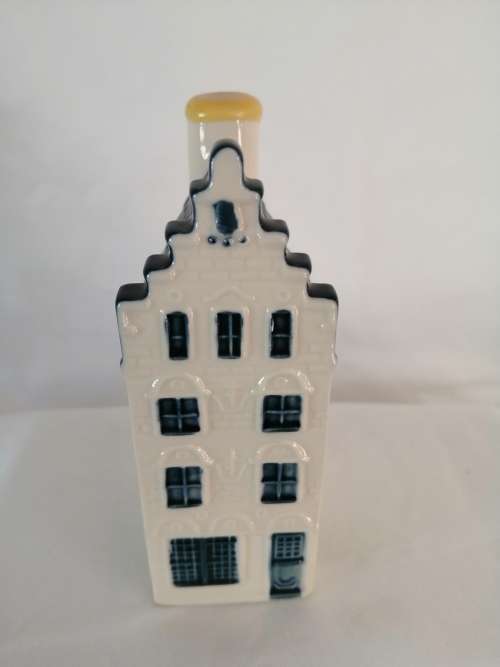 Miniature House - KLM  Bols Royal Distilleries Holland No 32