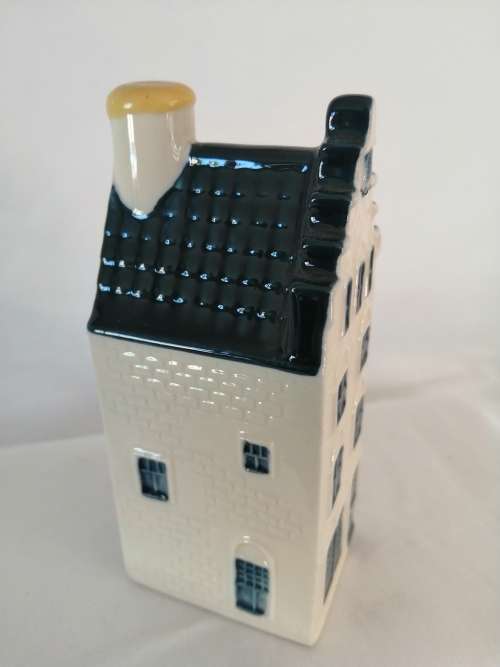Miniature House - KLM  Bols Royal Distilleries Holland No 32
