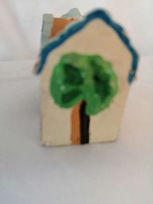 Miniature House - Painted cottage