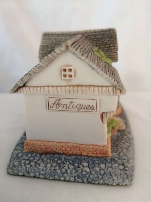 Miniature House - Village Collection Trinket House