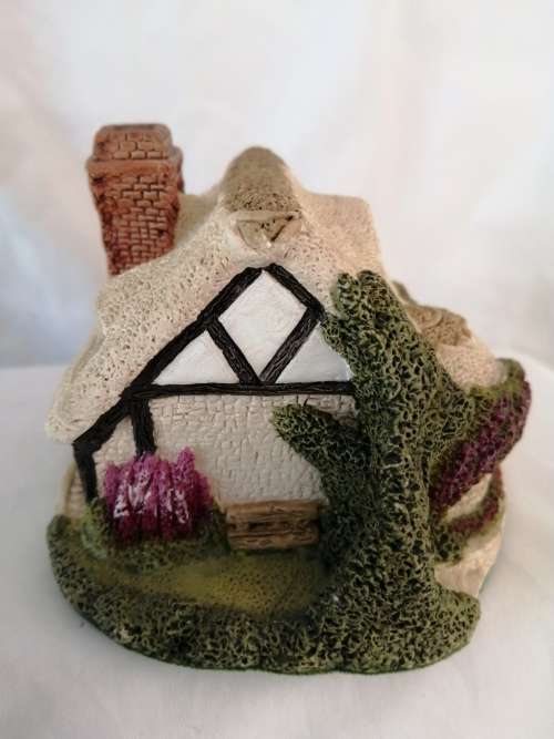Miniature House - Lilac Cottage Fraser Creations Scotland