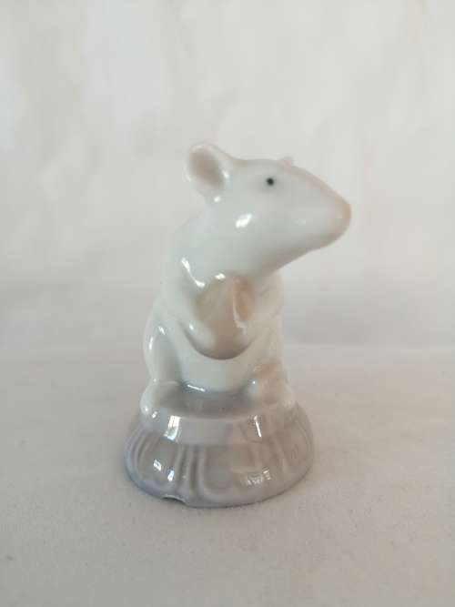 Lladro Porcelain Miniature Mouse : Little Mouse