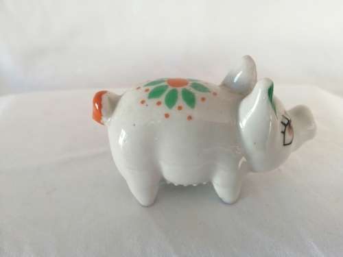 Rare Wade blow up whimsie Ireland Shamrock Pottery Irish Comical Pig 1950`s