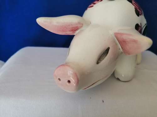 Plichta Pottery of London, pig money box