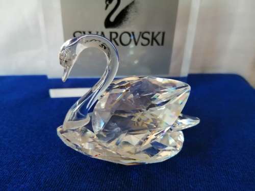 Swarovski Crystal Swan Lock down special