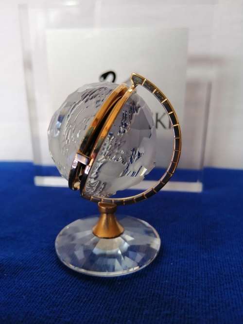 Swarovski Crystal Memories Secret Globe Clock #